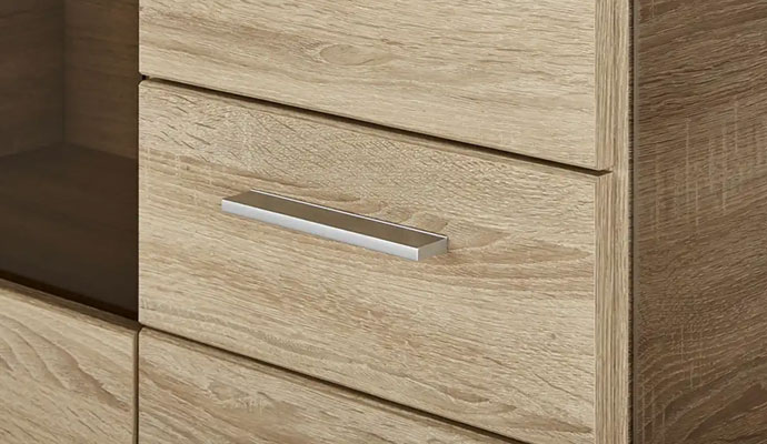 Nahaufnahme Highboard Riva, Holzstruktur gut erkennbar