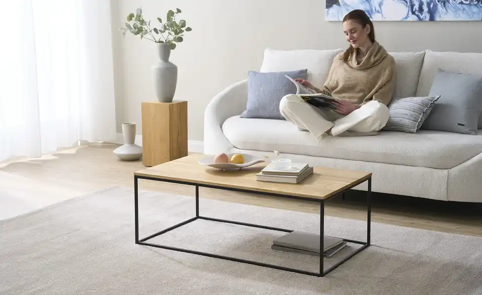 Couchtisch Velia, in Wohnsituation