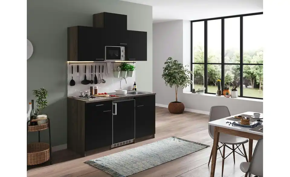 Küchenzeile, in Wohnsituation