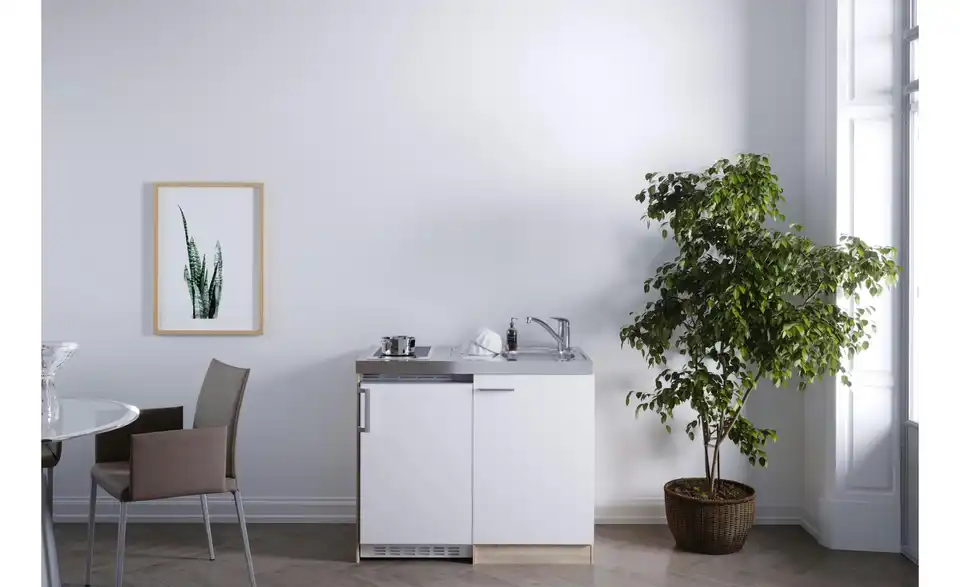 Küchenzeile, in Wohnsituation