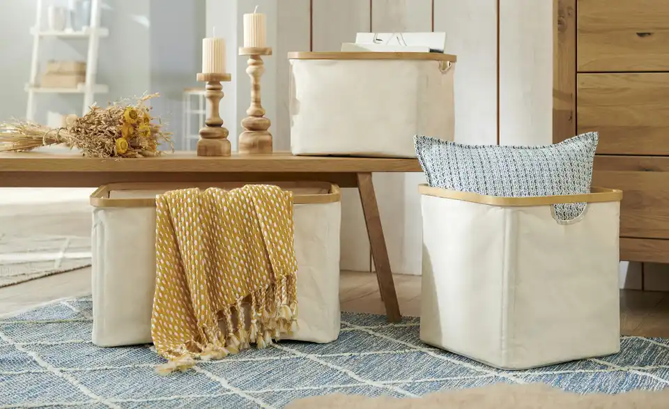 Regal Sarigo, in Wohnsituation