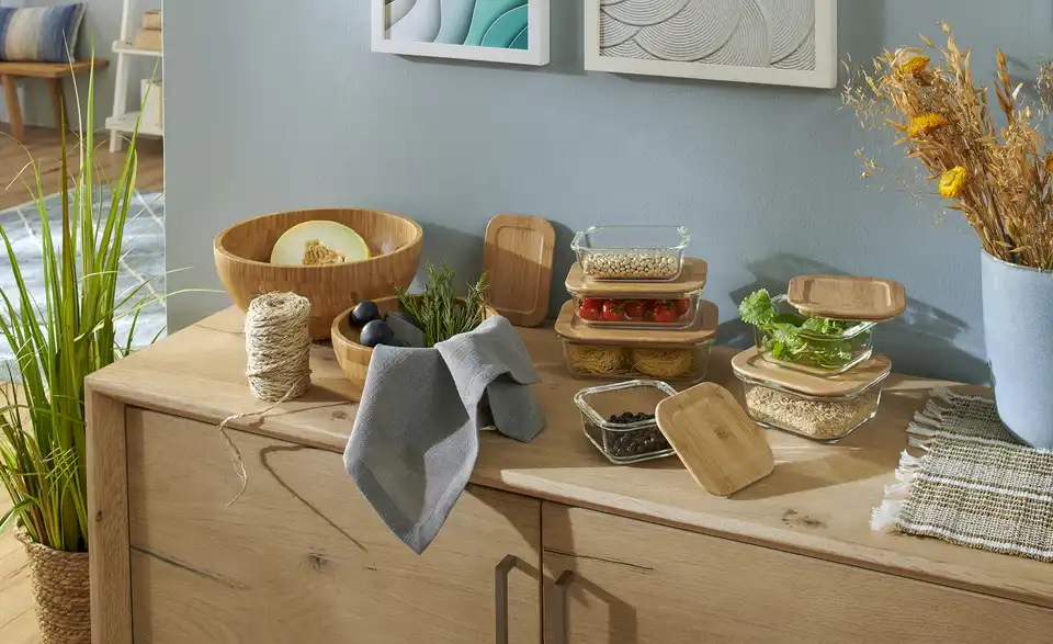 Regal Sarigo, in Wohnsituation