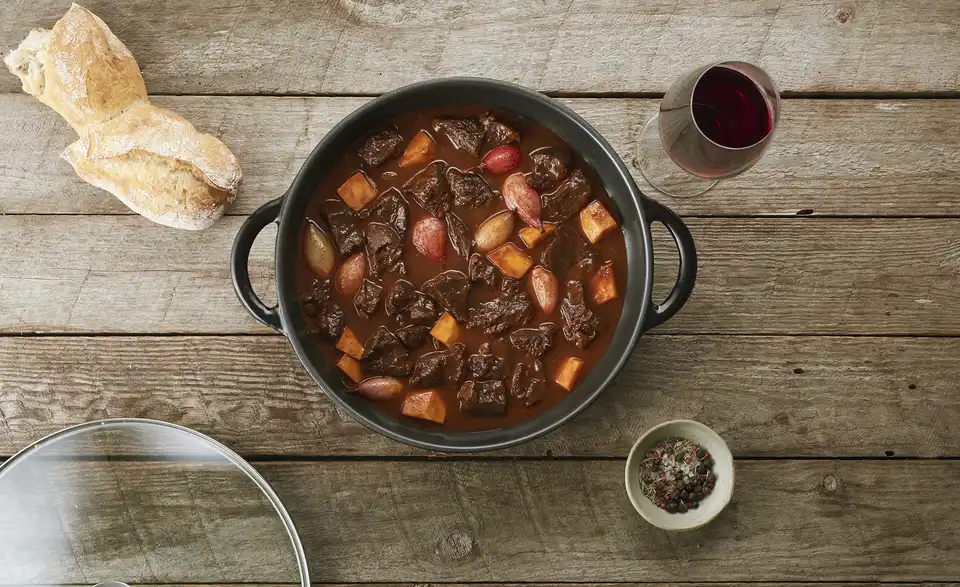 Meisterkoch Gusseisen-Servierpfanne OPUS, in Wohnsituation