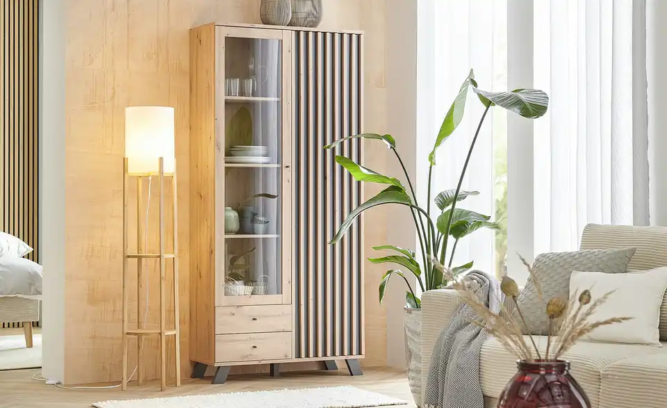 Vitrine, in Wohnsituation