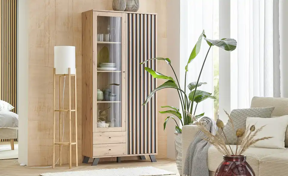 Vitrine, in Wohnsituation