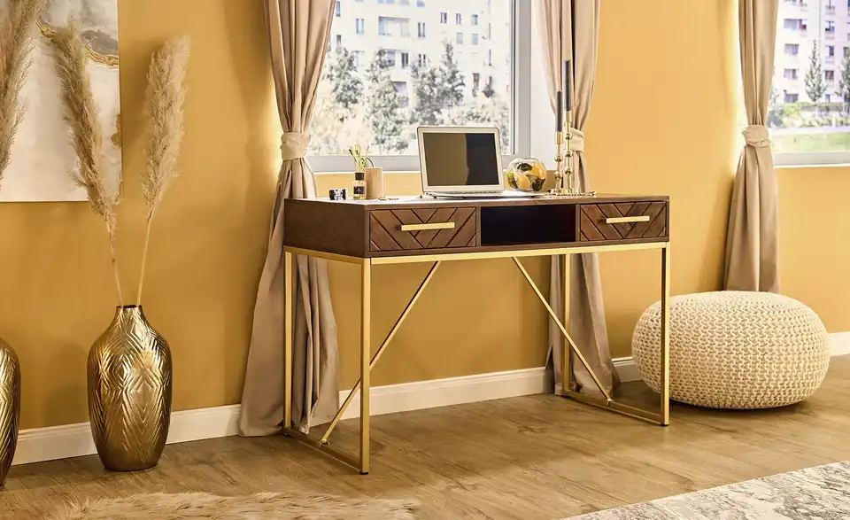 Schreibtisch Calatria, in Wohnsituation