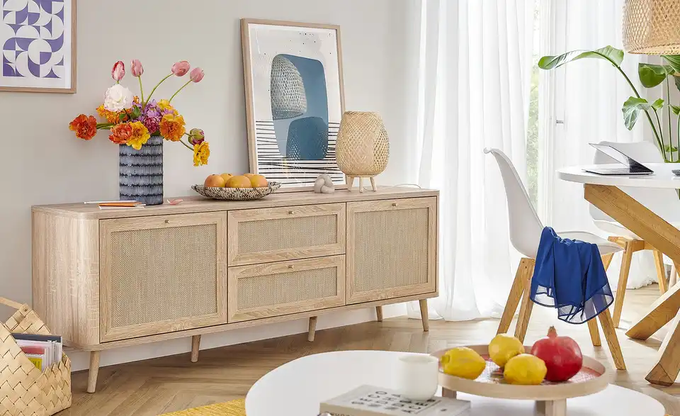 TV-Lowboard Lita, in Wohnsituation