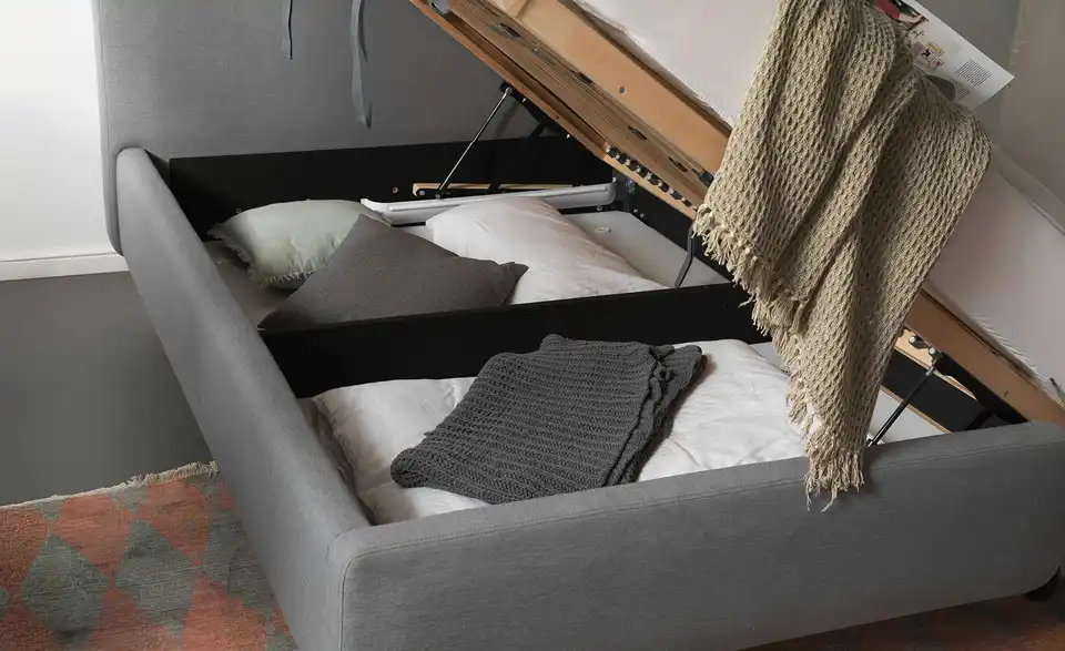 Polsterbettgestell Mattis, in Wohnsituation