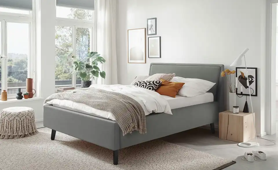 Polsterbett Fairford, in Wohnsituation