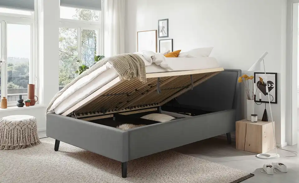 Polsterbett Fairford, in Wohnsituation