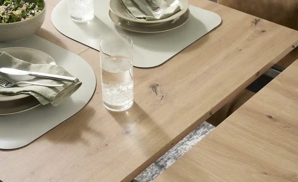 Ausziehbarer Esstisch Austin in verschiedenen Größen, Detailansicht