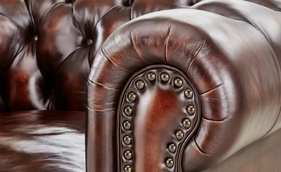 uno Ledersessel Chesterfield, Detailansicht