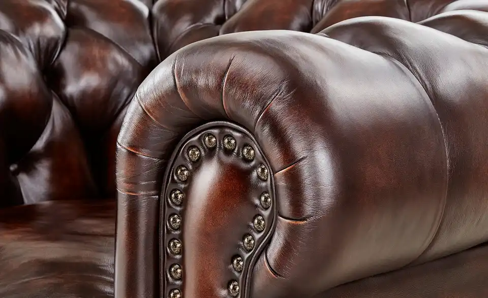 uno Ledersessel Chesterfield, Detailansicht