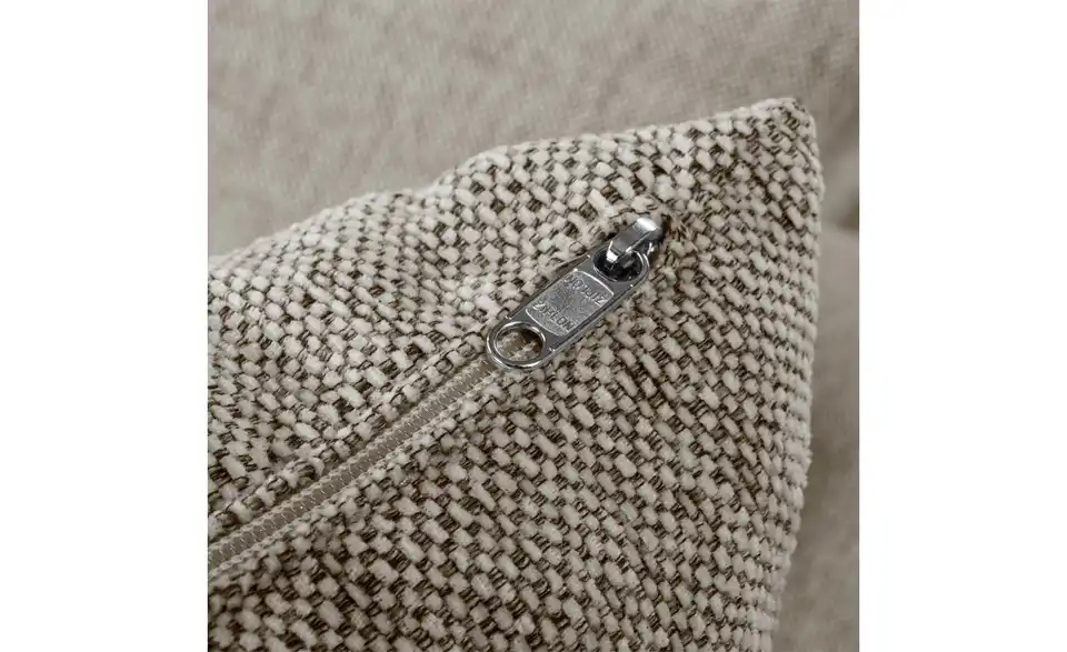 Ecksofa Paulina, Naht