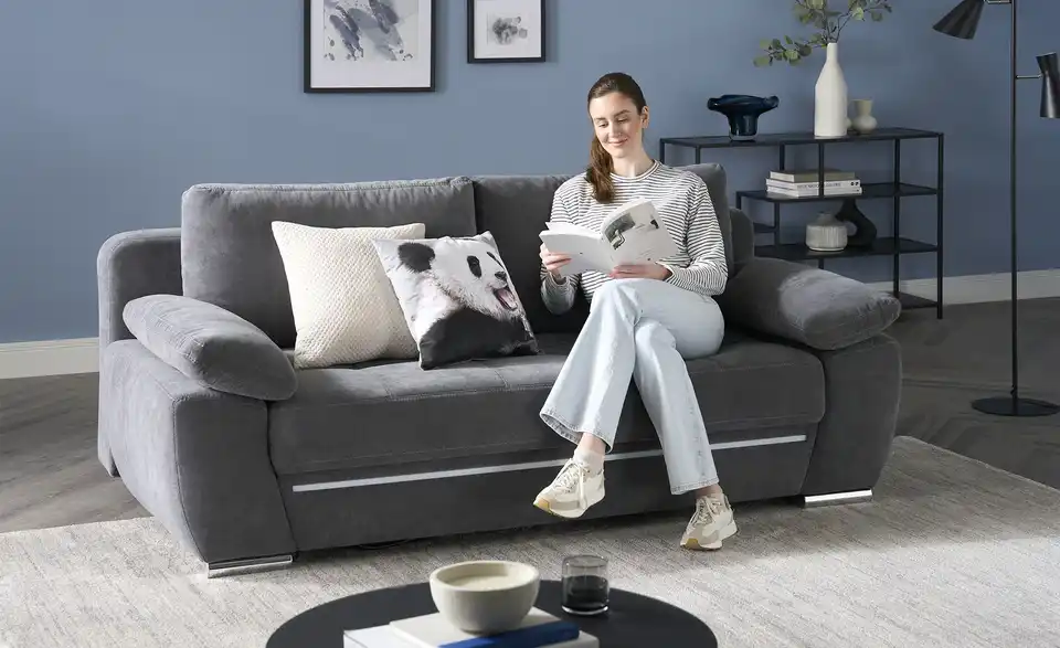 bobb Schlafsofa Farella LED, in Wohnsituation