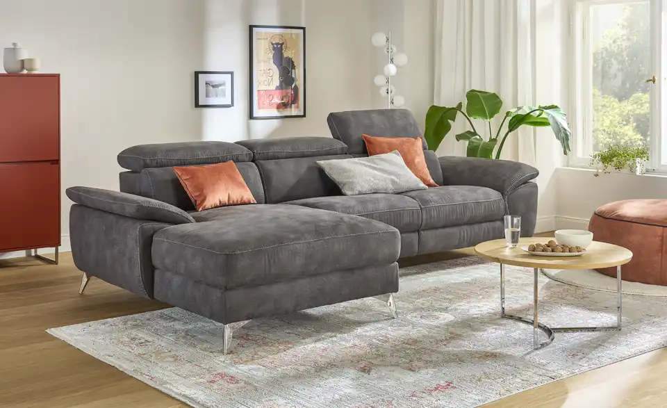 Ecksofa Danae small, in Wohnsituation