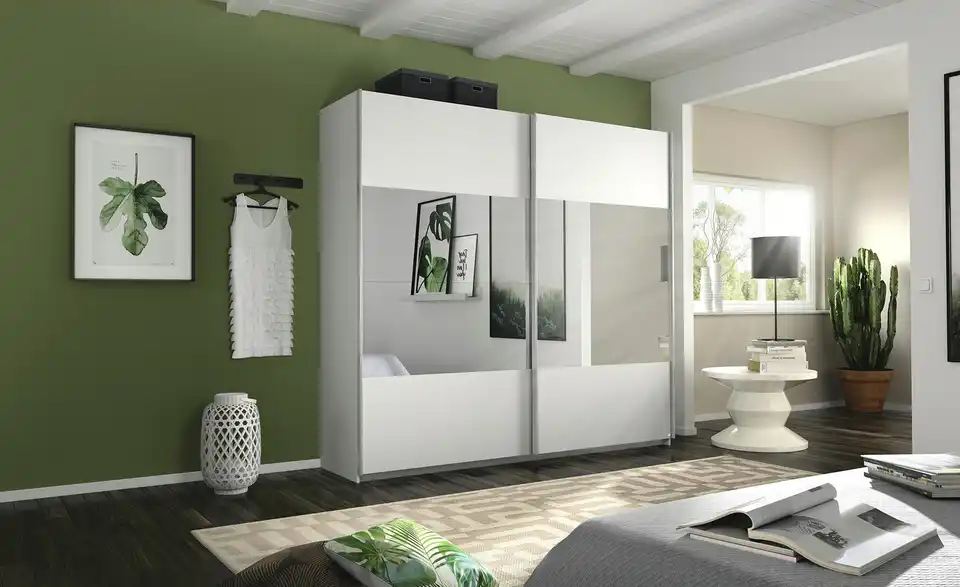 Schwebetürenschrank Quadra, in Wohnsituation