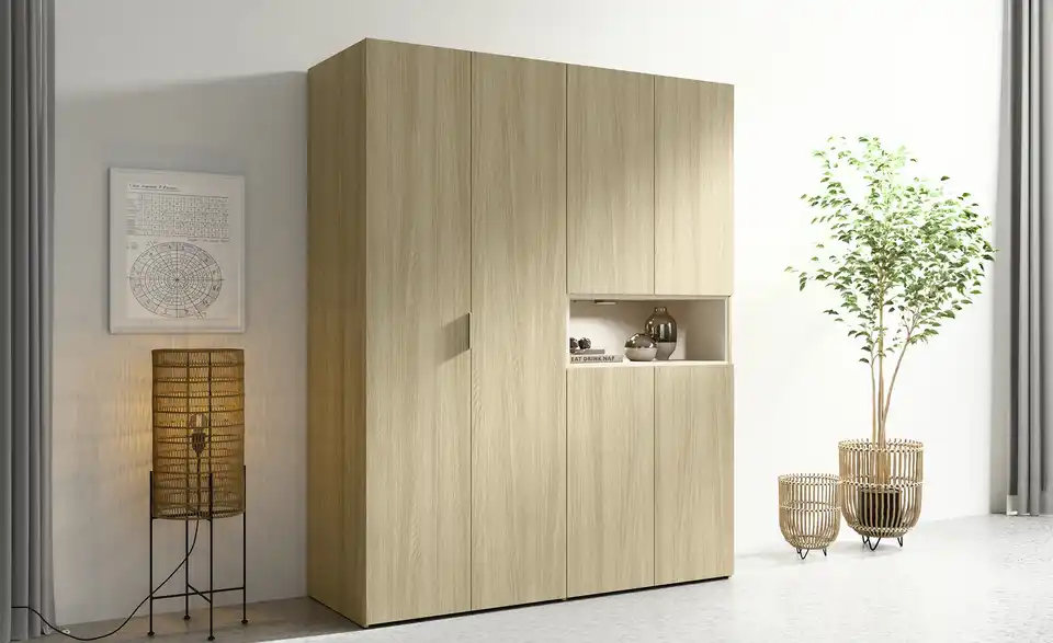 Drehtürenschrank mit Beleuchtung Villa, in Wohnsituation