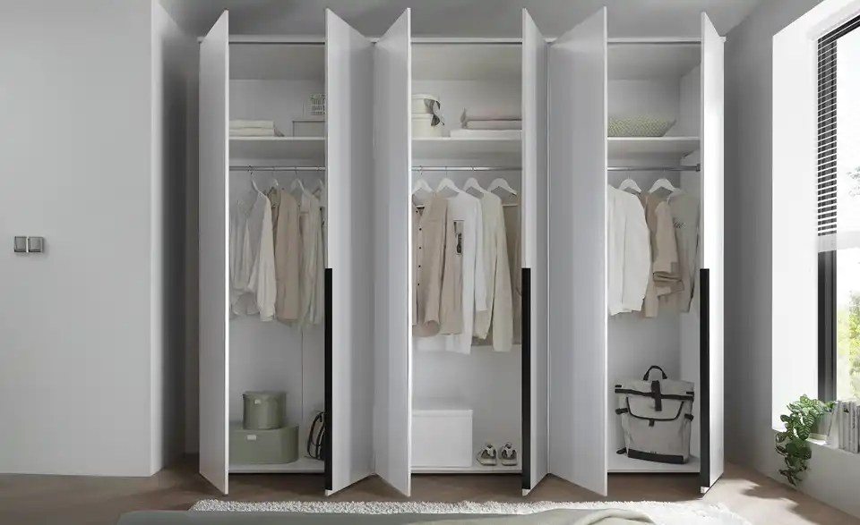 Drehtürenschrank Kevo, in Wohnsituation