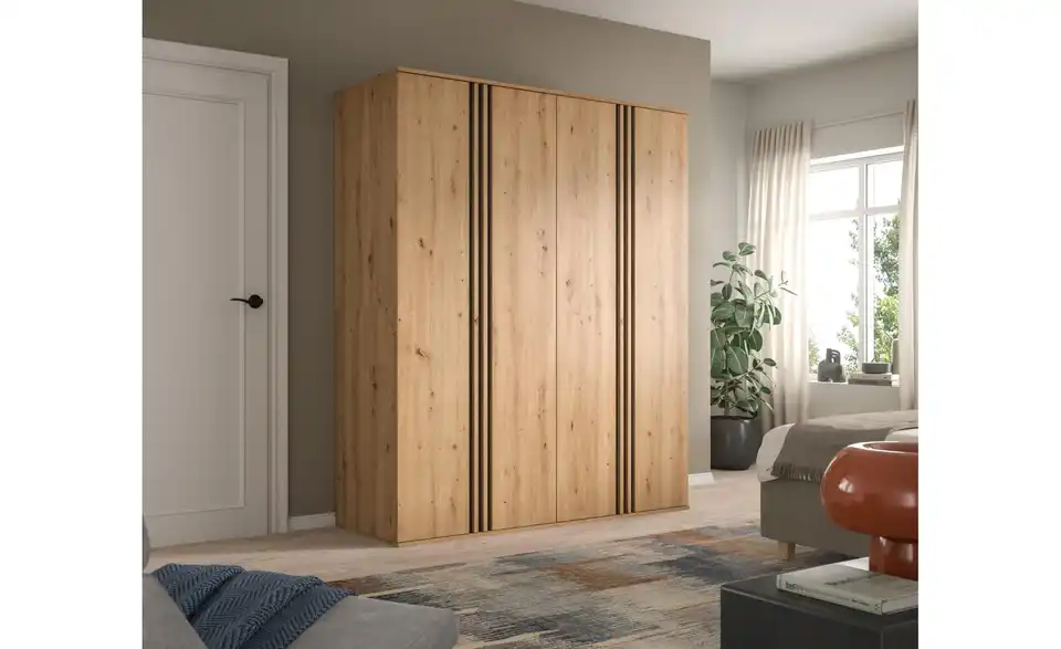 Kleiderschrank, in Wohnsituation