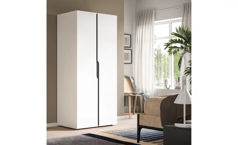 Kleiderschrank, in Wohnsituation