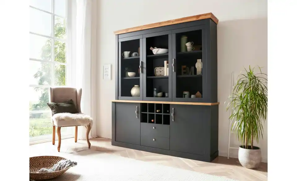 Vitrine Calella, in Wohnsituation