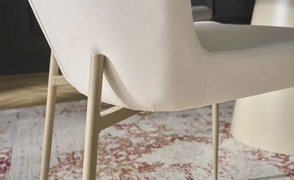 Samt-Polsterstuhl Emmeline, Detailansicht