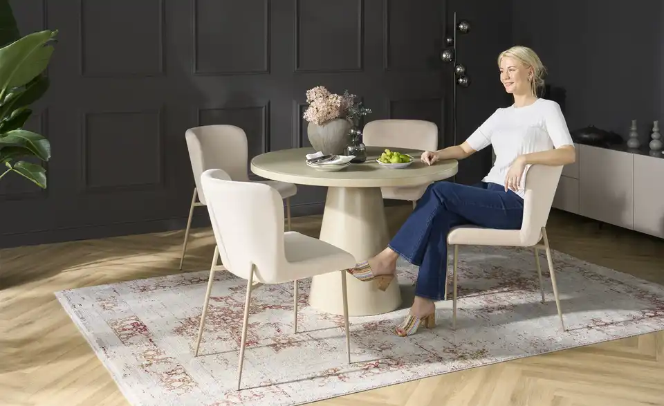 Esstisch Reflection, in Wohnsituation