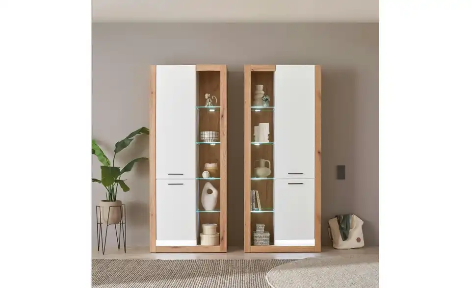 Vitrine, in Wohnsituation