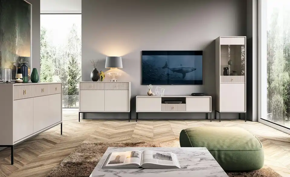 TV-Lowboard, in Wohnsituation