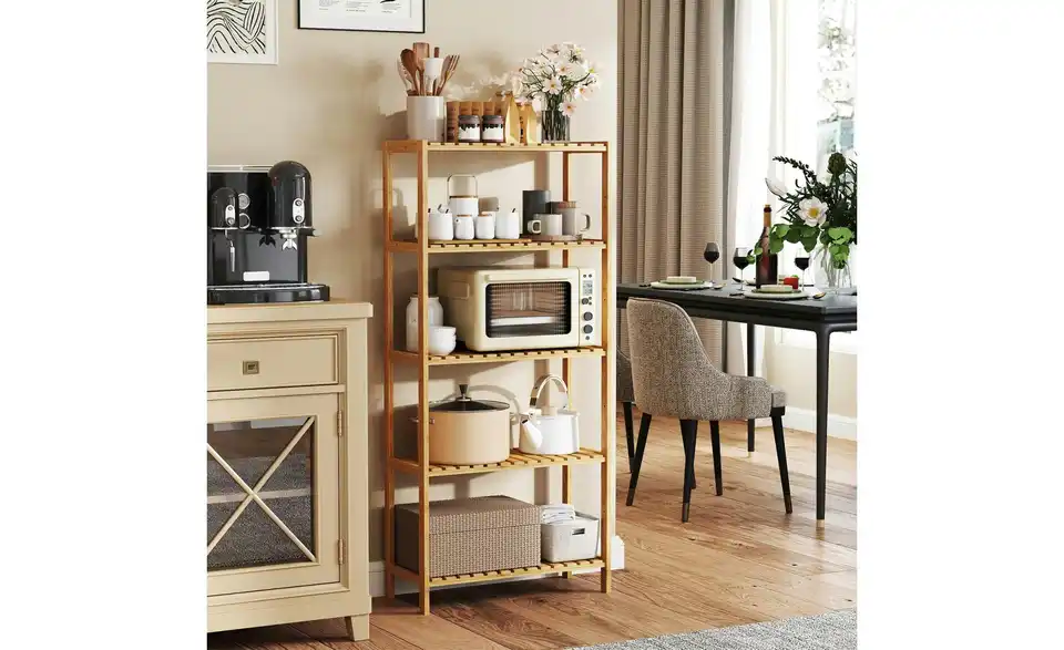 Regal Bambou, in Wohnsituation