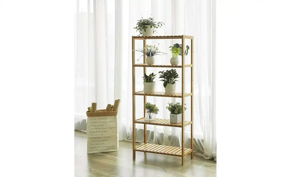 Regal Bambou, in Wohnsituation