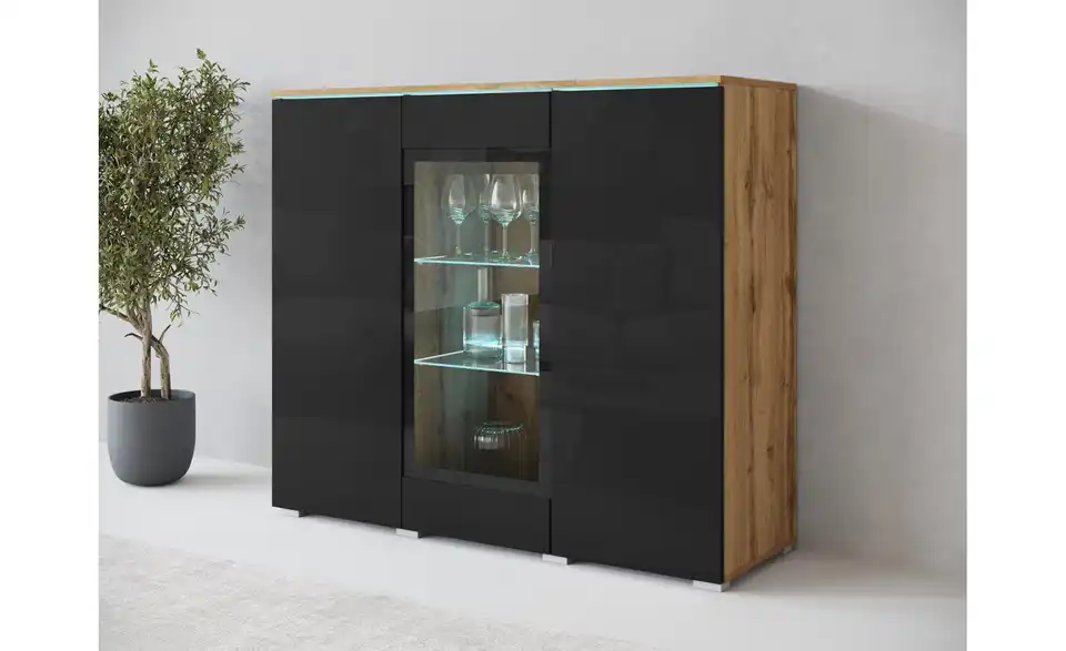 Highboard, in Wohnsituation