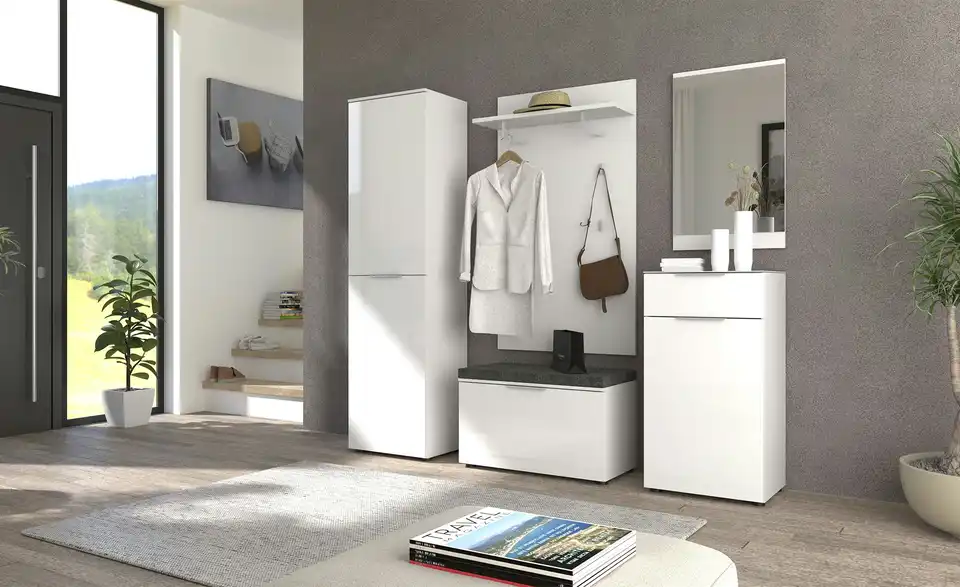 Garderobenschrank Solanda, in Wohnsituation