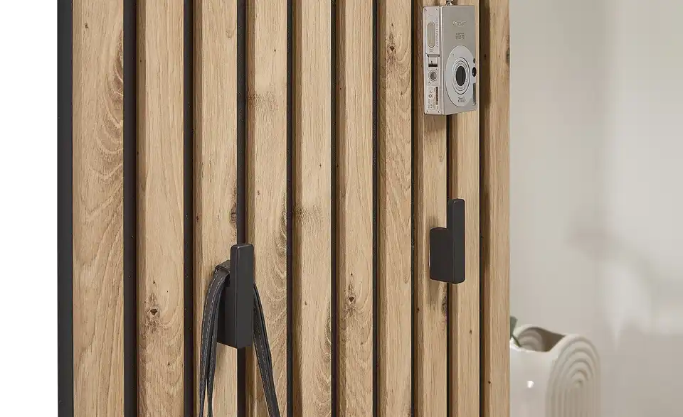 Kompaktgarderobe, Detailansicht