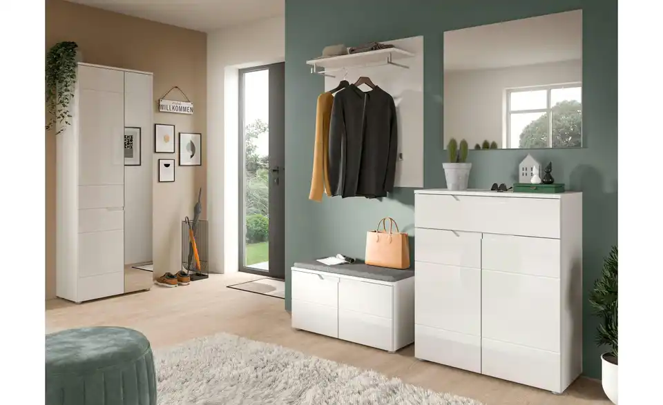 Garderobenkombination, in Wohnsituation