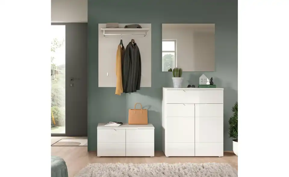 Garderobenkombination, in Wohnsituation