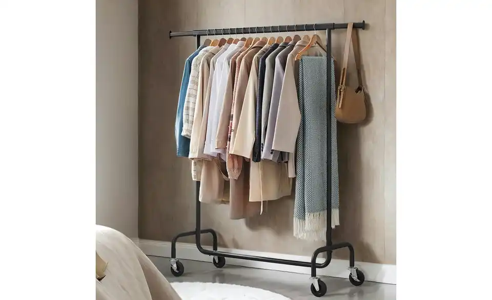 Kleiderständer Pataye, in Wohnsituation