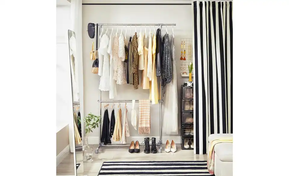 Kleiderstange Pataye, in Wohnsituation