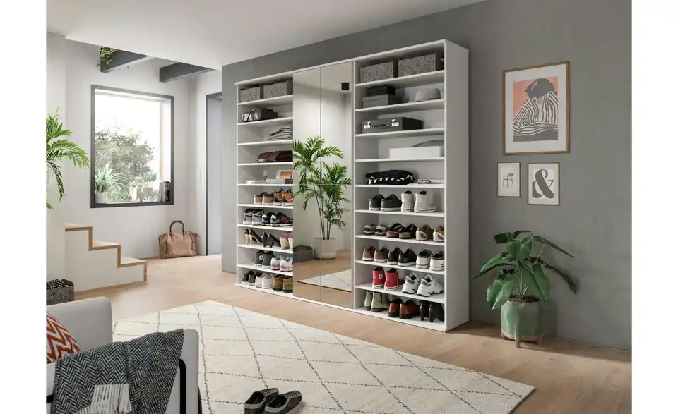 Garderobenkombination, in Wohnsituation