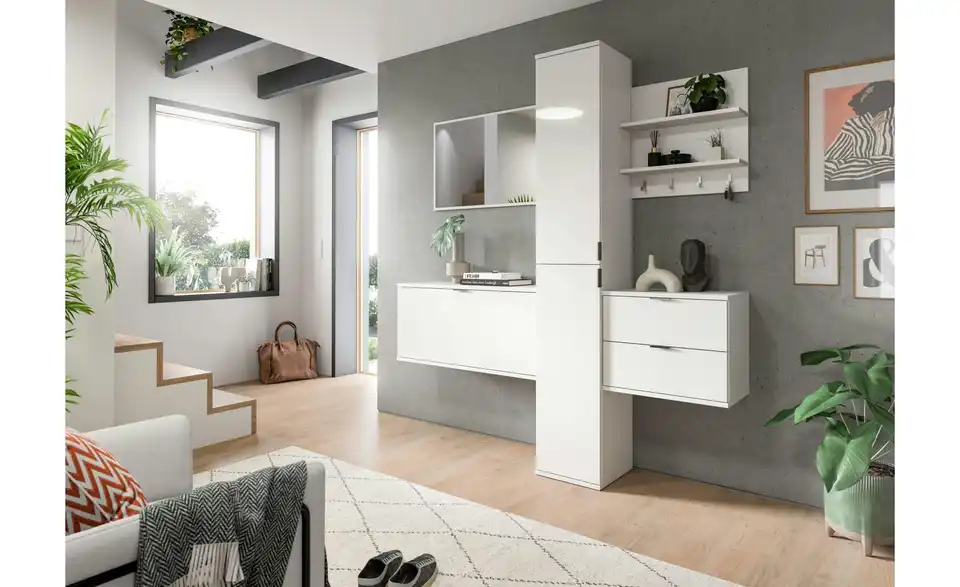 Garderobenkombination, in Wohnsituation