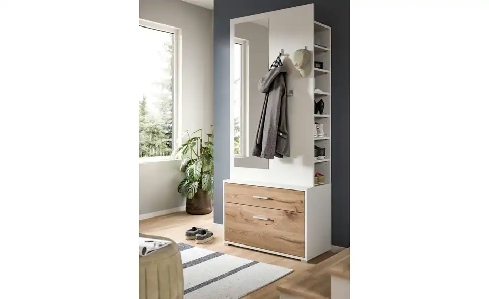 Kompaktgarderobe, in Wohnsituation