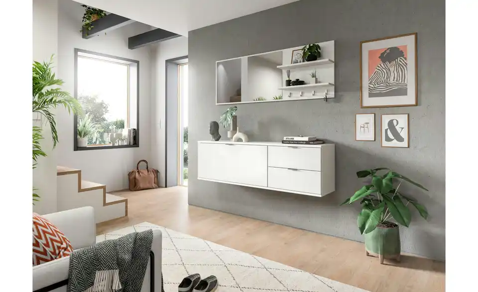 Garderobenkombination, in Wohnsituation