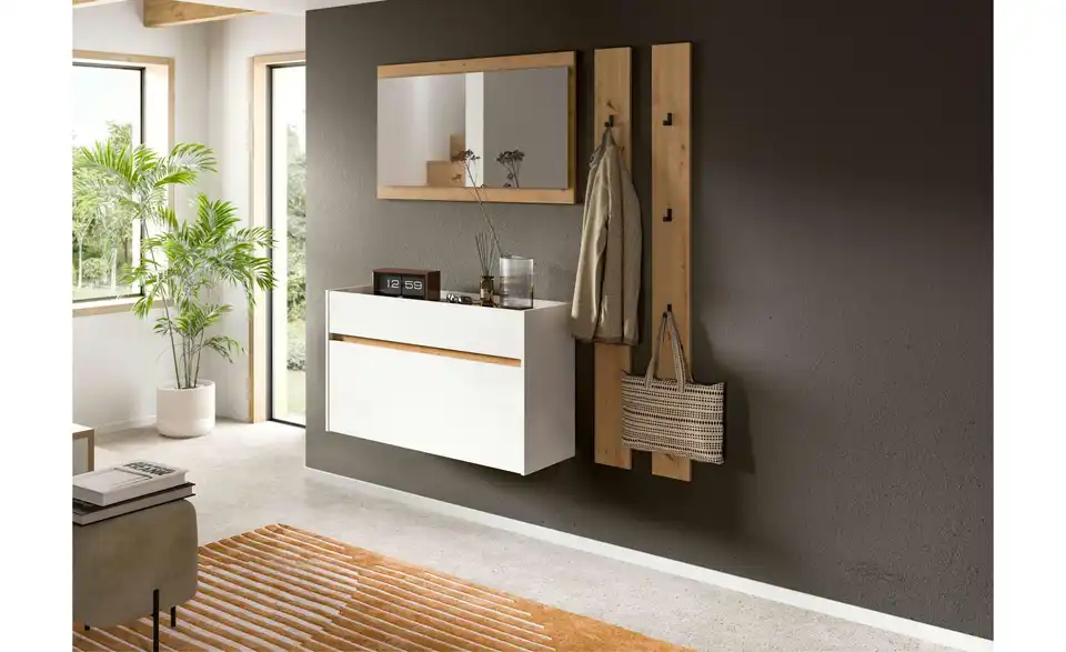 Garderobenkombination, in Wohnsituation