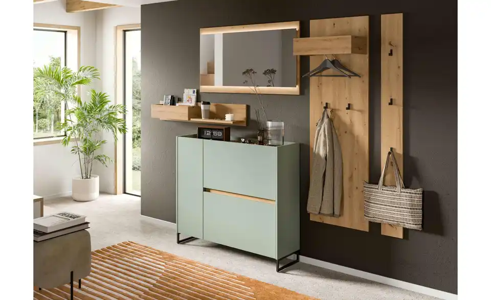 Garderobenkombination, in Wohnsituation