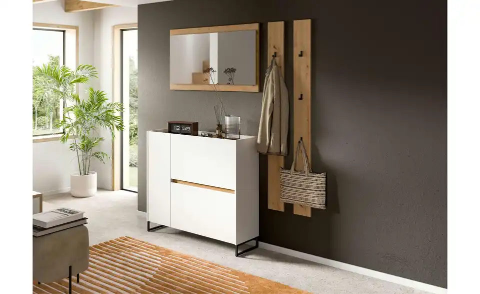 Garderobenkombination, in Wohnsituation