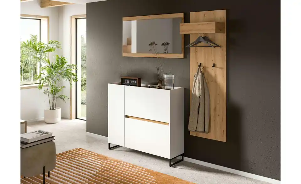 Garderobenkombination, in Wohnsituation