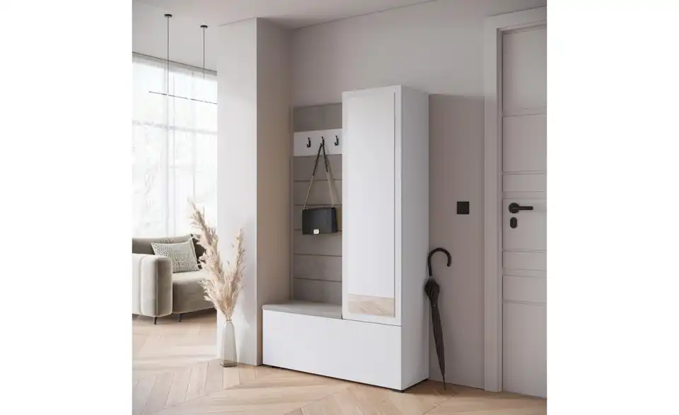Garderobe, in Wohnsituation