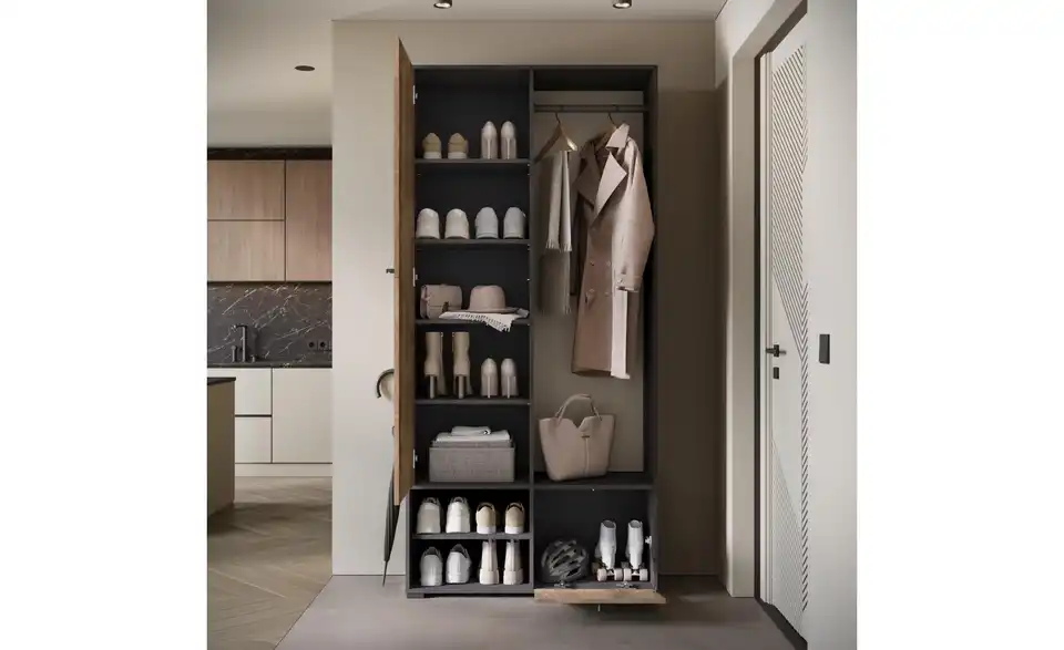 Garderobe, geöffnet