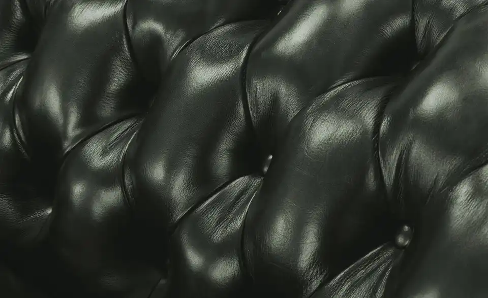 uno Ledersofa Chesterfield, Detailansicht